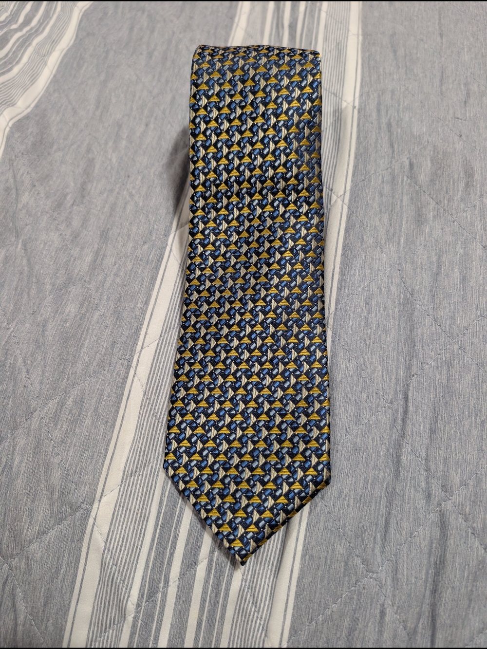 Perry Ellis Portfolio Men's Blue & Gold Geometric Pattern Necktie